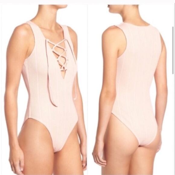 Missguided Lace Up Front Bodysuit Nude Size 8 - Picture 2 of 8